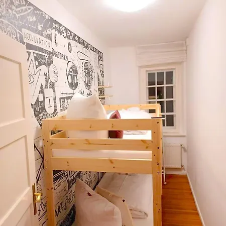 Edle Altbauwohnung Trifft Oberbayrisches Bergidyll Apartamento