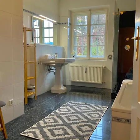 Appartamento Edle Altbauwohnung Trifft Oberbayrisches Bergidyll