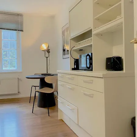 Edle Altbauwohnung Trifft Oberbayrisches Bergidyll Apartament *