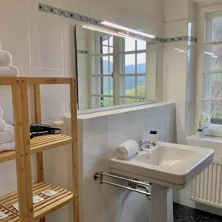 Edle Altbauwohnung Trifft Oberbayrisches Bergidyll * Bayrischzell
